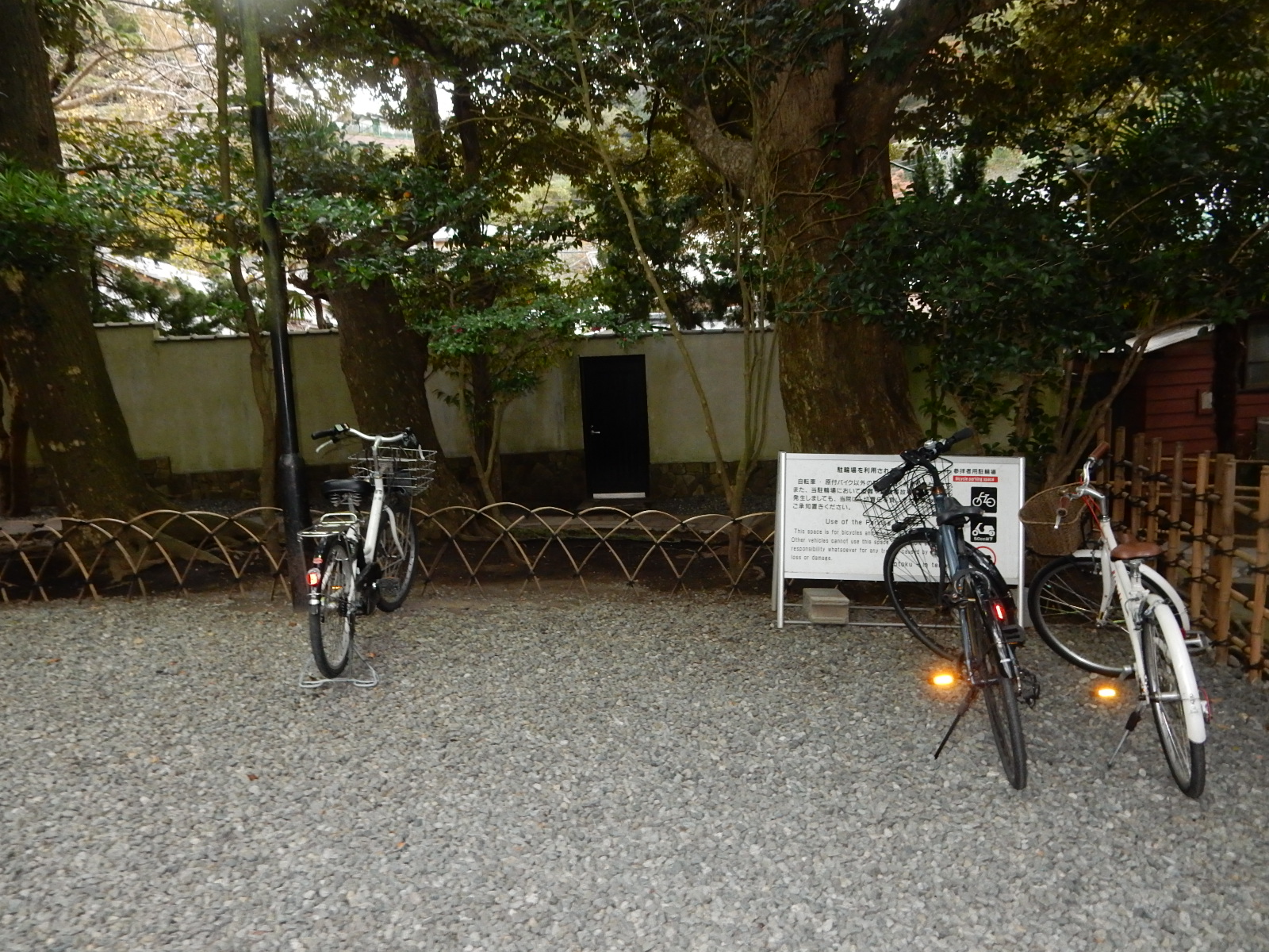 高徳院（鎌倉大仏）の駐輪スペース